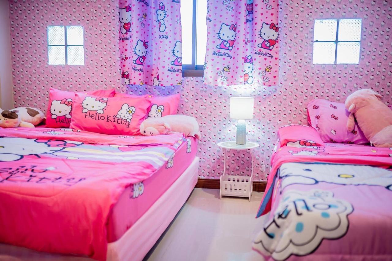 Menulis Coolly House Patong Bed & Breakfast Exterior foto