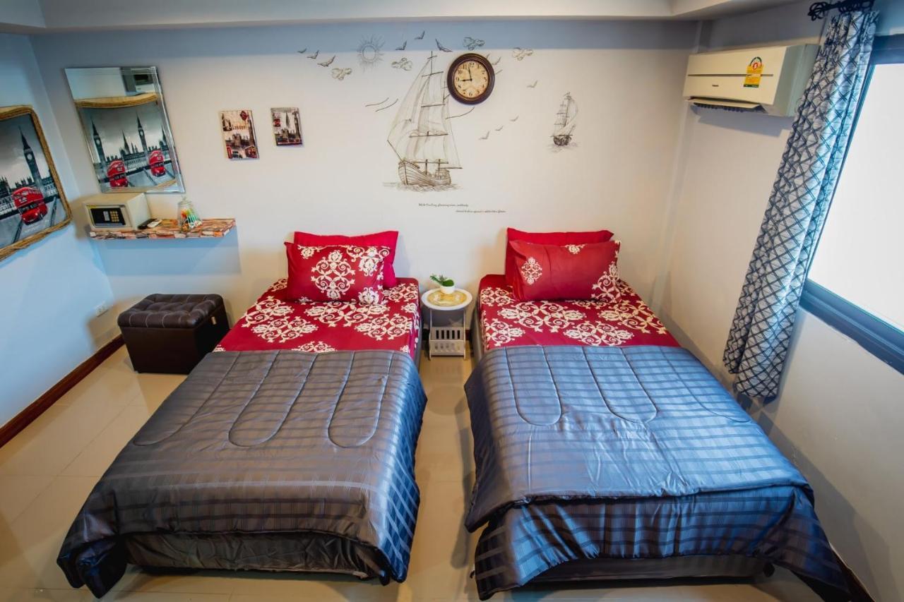 Menulis Coolly House Patong Bed & Breakfast Exterior foto
