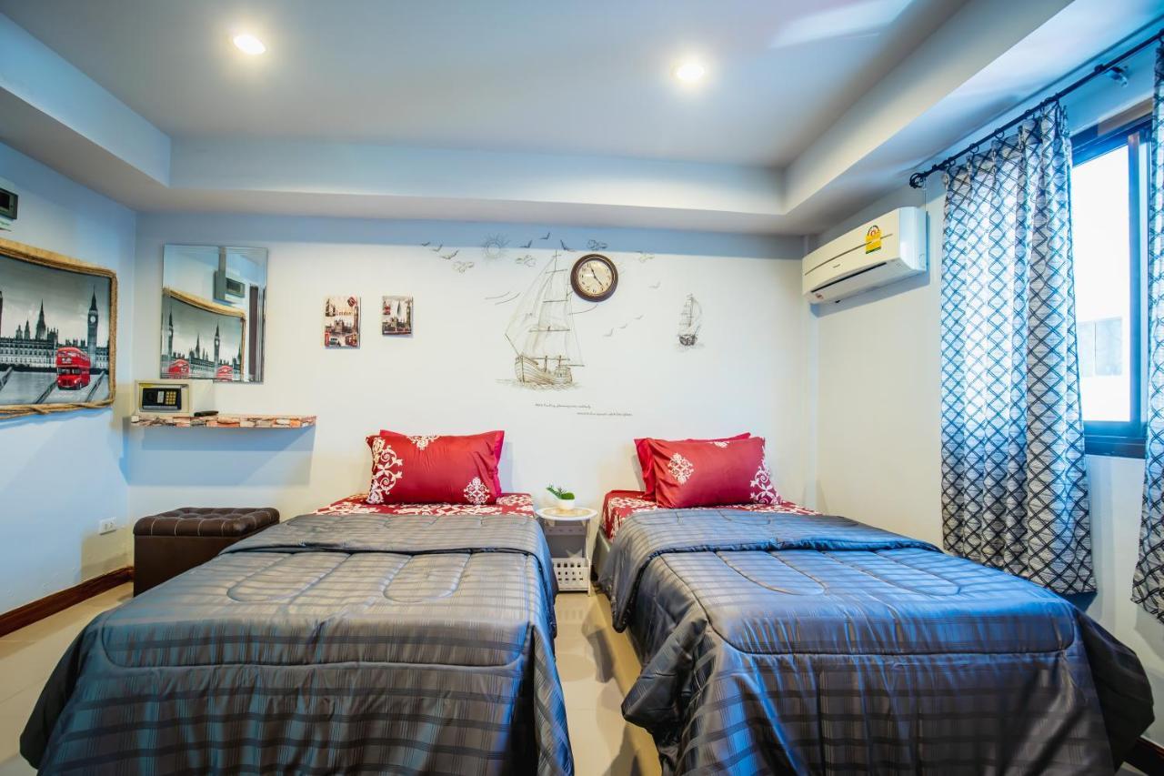 Menulis Coolly House Patong Bed & Breakfast Exterior foto